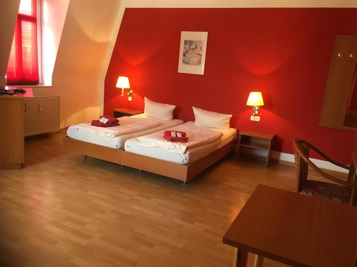 Ryde & Hyde Budget Hotel Dresden Exteriör bild